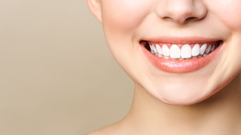 Teeth Whitening: How Long to Wait Before Eating